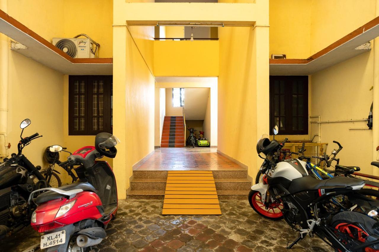Paradise Inn Kochi Eksteriør bilde